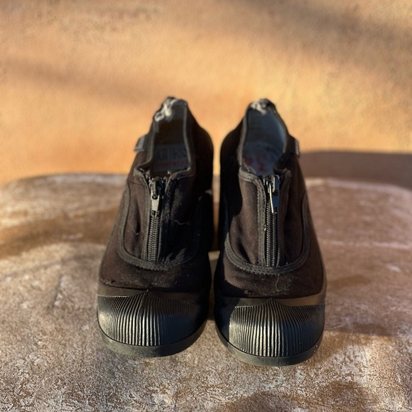 Vintage Canvas 90’s Guess 3 inch  Chunky heel. - Picture 6 of 7